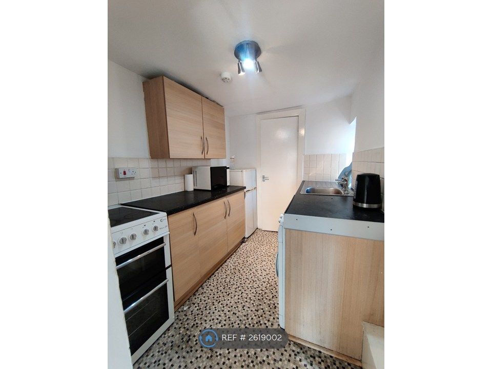 Property photo 1 of 3
