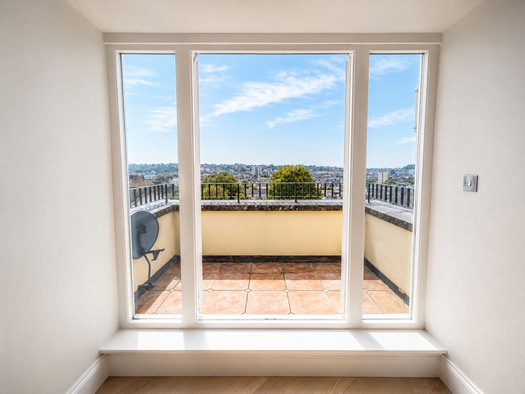 Additional image 6 of 3 bed flat for sale7 Churchill House, Park Heights, St Helier JE2