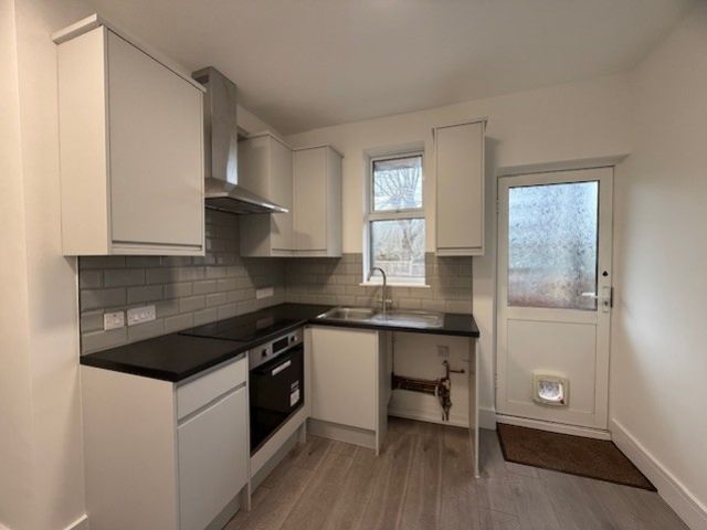 Property photo 3 of 9 12