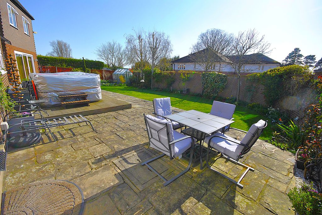 Additional image 37 of 5 bed detached house for saleBawtry Road, Doncaster DN4