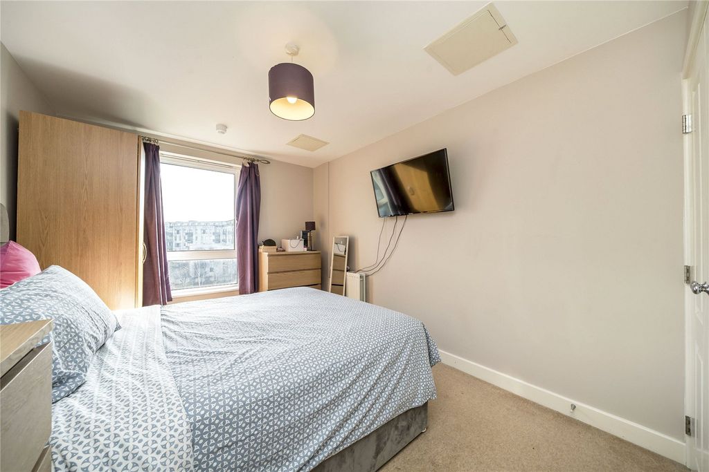 Property photo 3 of 6 Picture No. 08