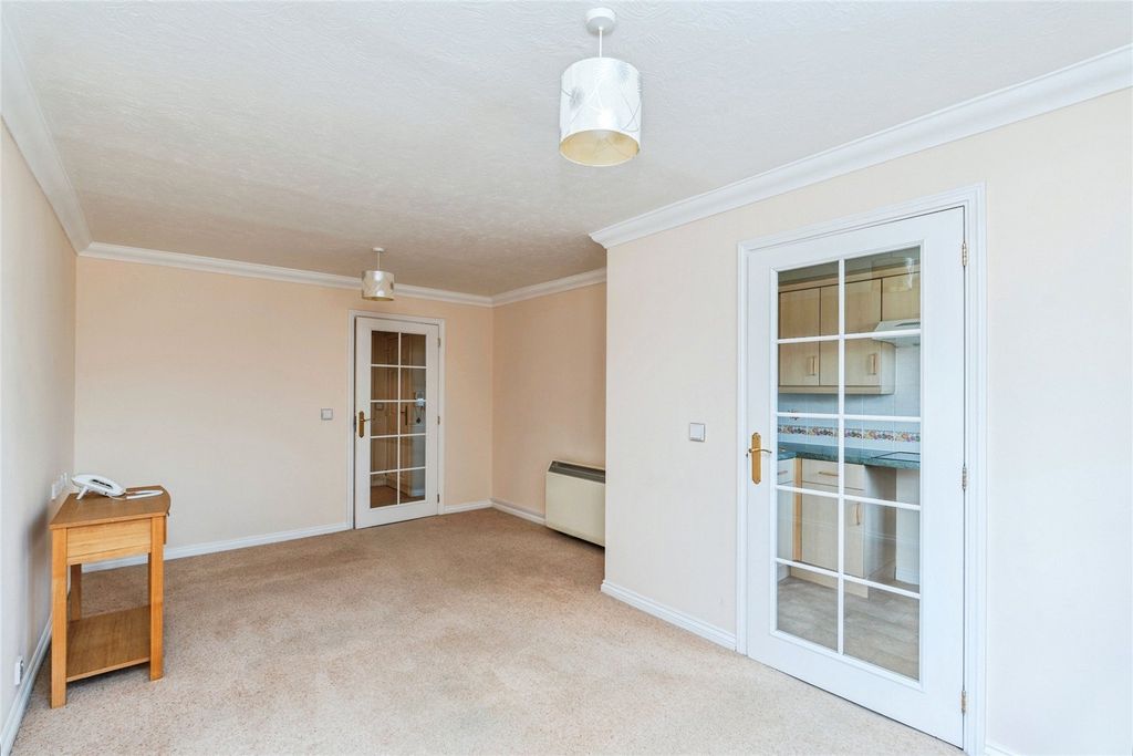 Property photo 2 of 14 Picture No. 01