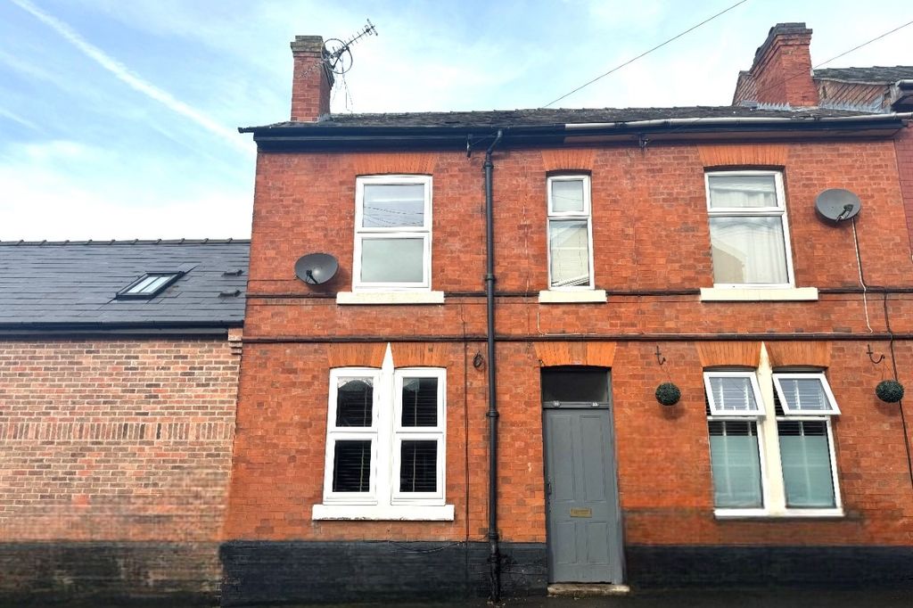 Property photo 2 of 8