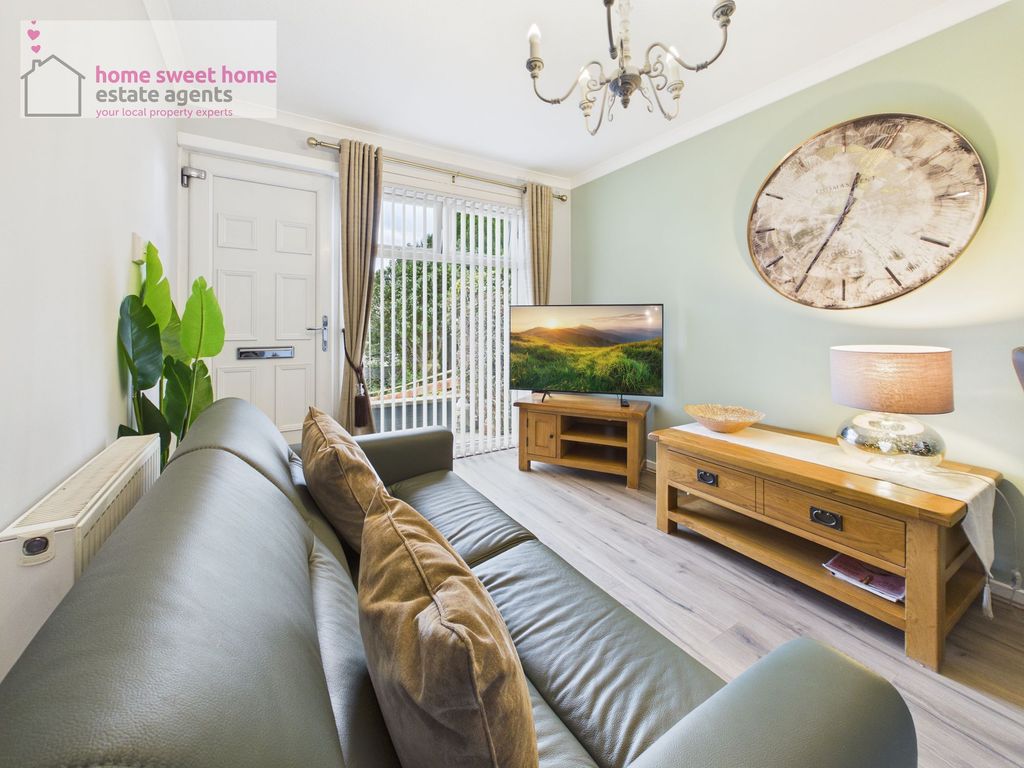 Property photo 2 of 25