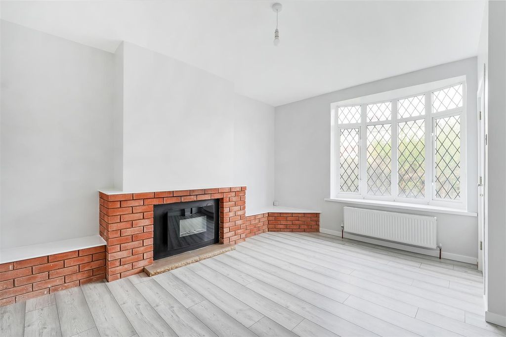 Property photo 2 of 12 Living Room 1.Jpg