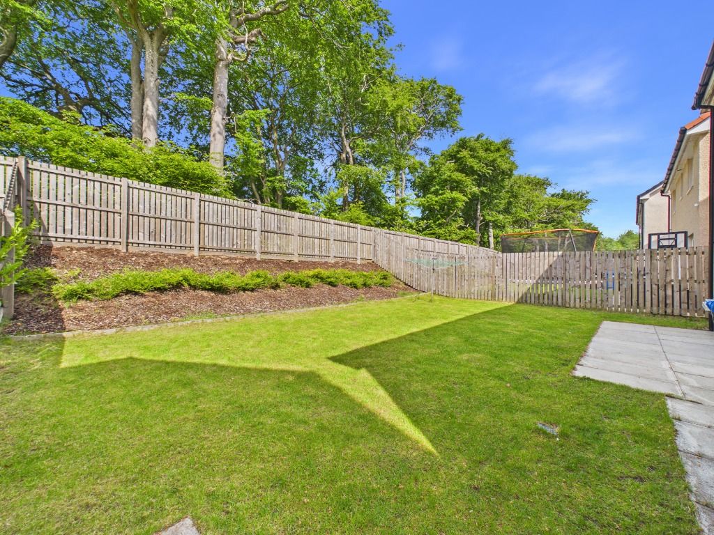 Property photo 3 of 28