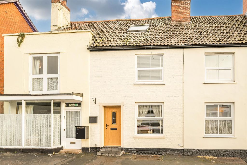 Property photo 1 of 13
