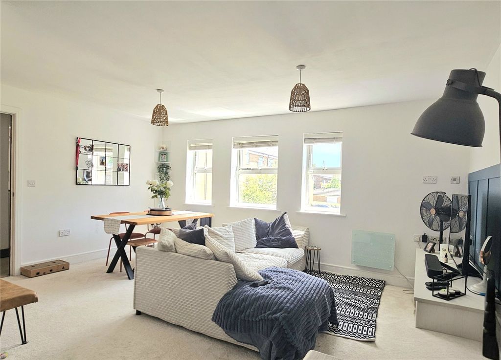 Property photo 3 of 12 Reception Room