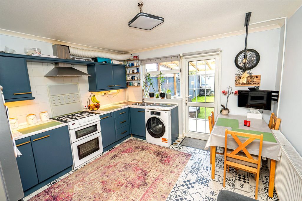 Property photo 3 of 16 Picture No. 31