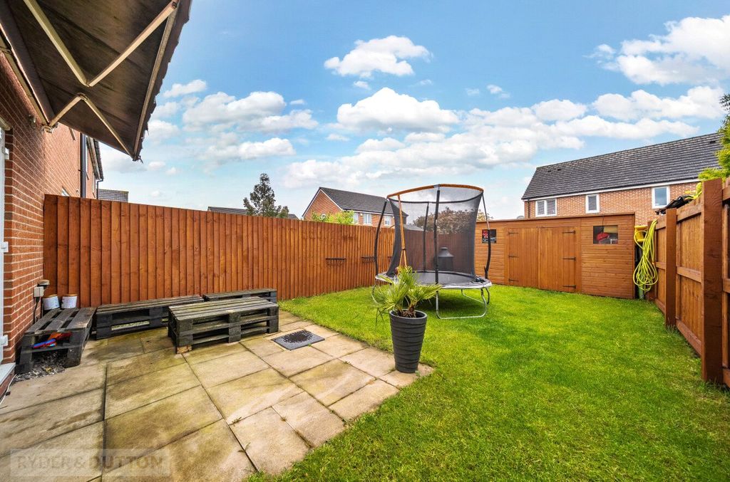 Property photo 2 of 17 Picture No. 03