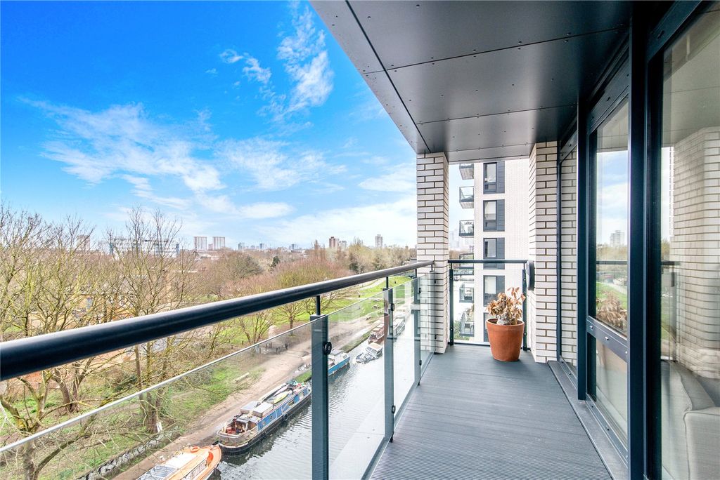 Property photo 2 of 13 Balcony