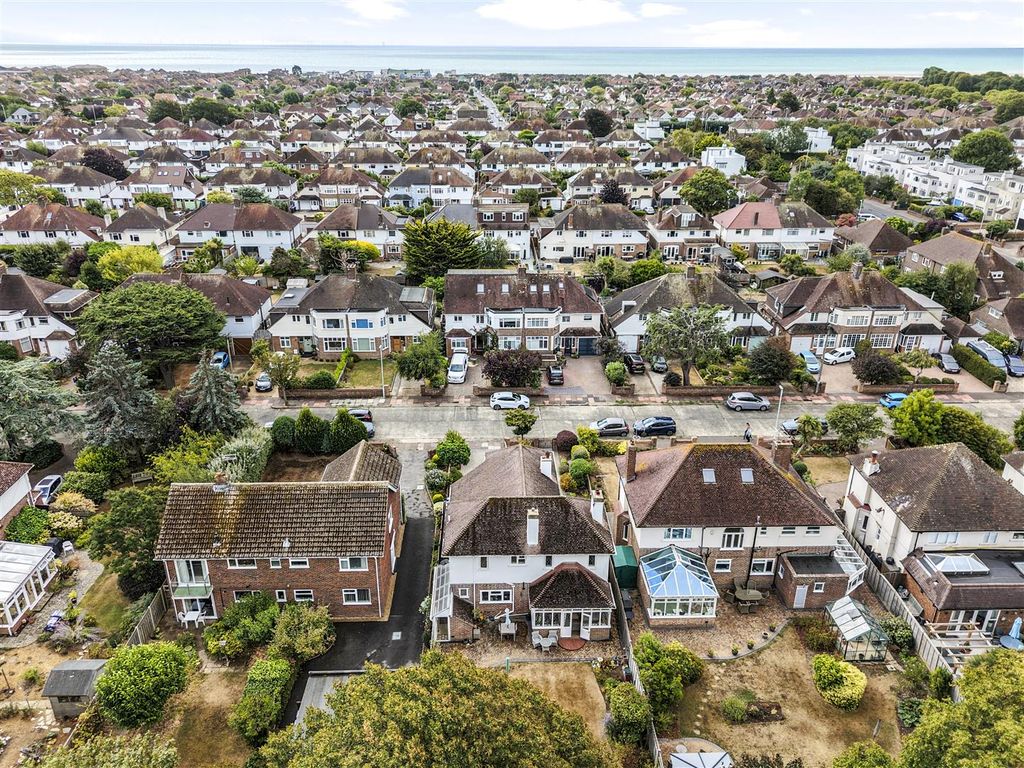 Property photo 2 of 29 24 West Park Lane Drone-003.Jpg