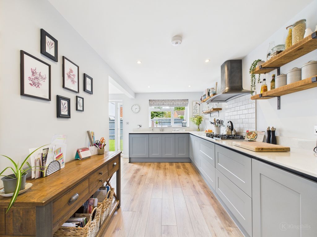 Property photo 2 of 15 Kitchen