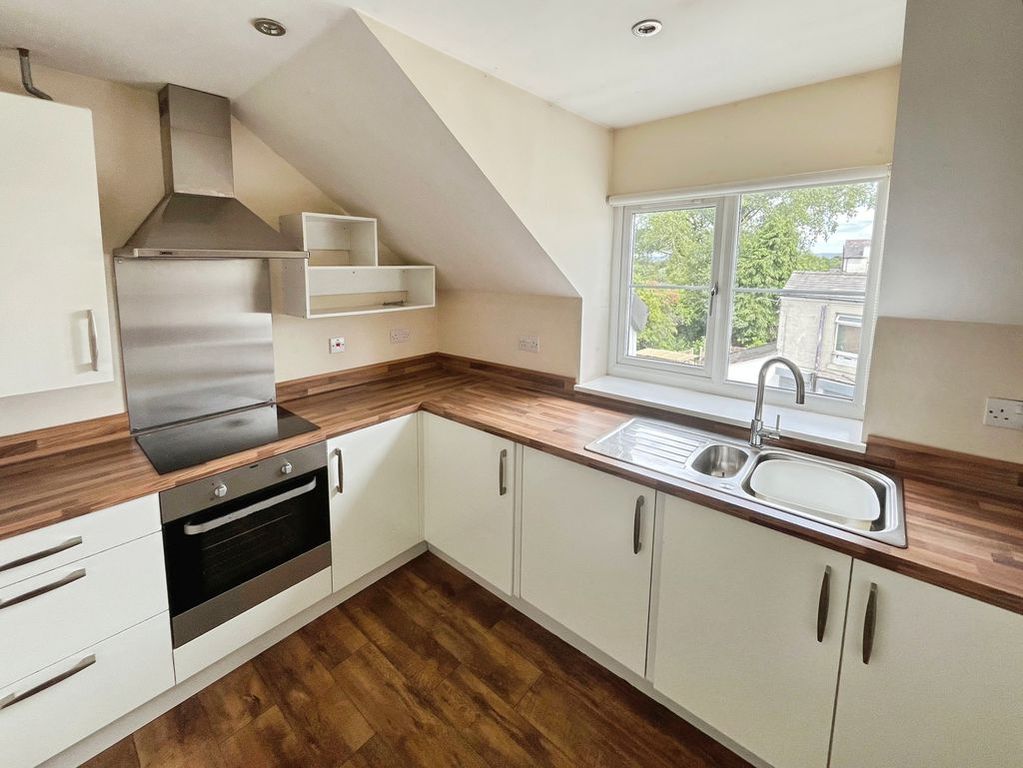 Property photo 3 of 15 Kitchen