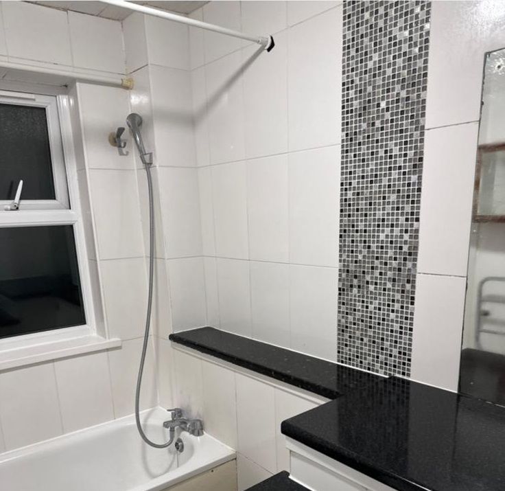 Property photo 3 of 3