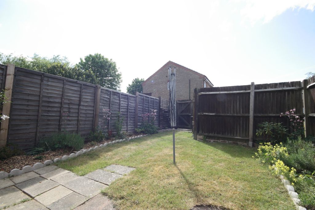 Property photo 3 of 8