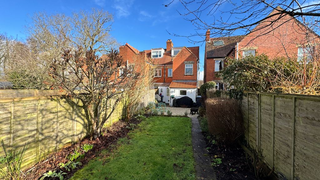 Property photo 2 of 16 Rear Garden