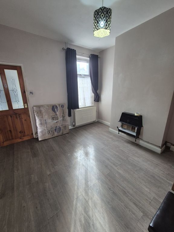 Property photo 2 of 7 Dining Room