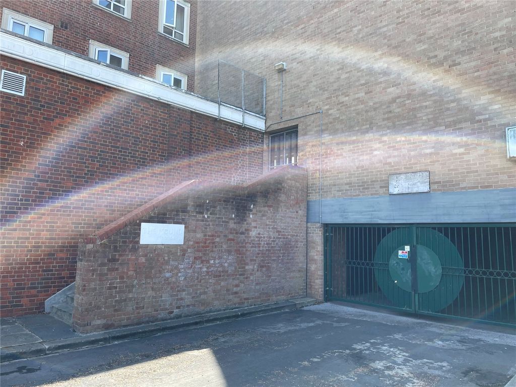 Property photo 2 of 3 Picture No. 05