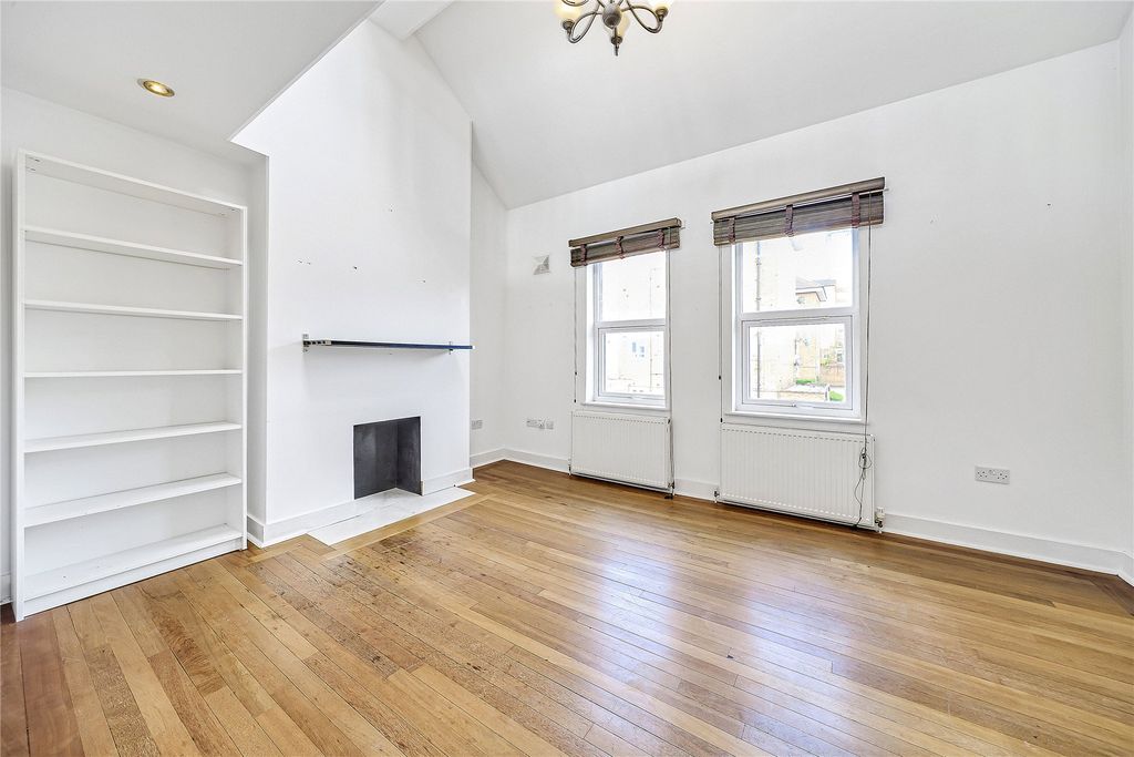 Property photo 2 of 11 Picture No. 05