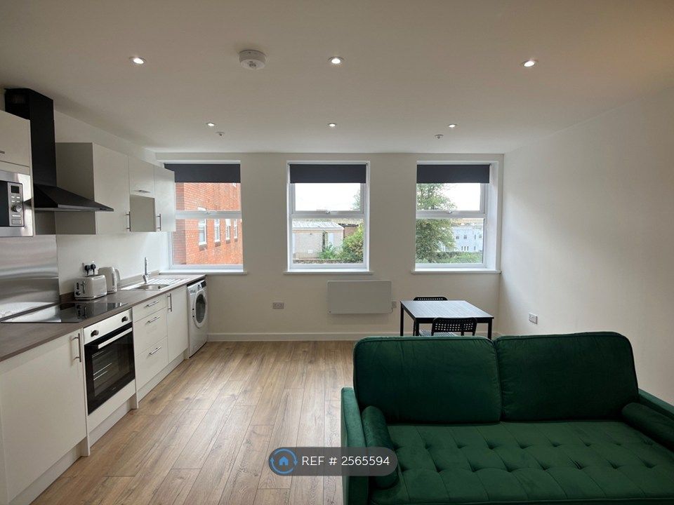 Property photo 3 of 10