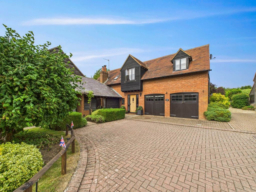 Property photo 2 of 42
