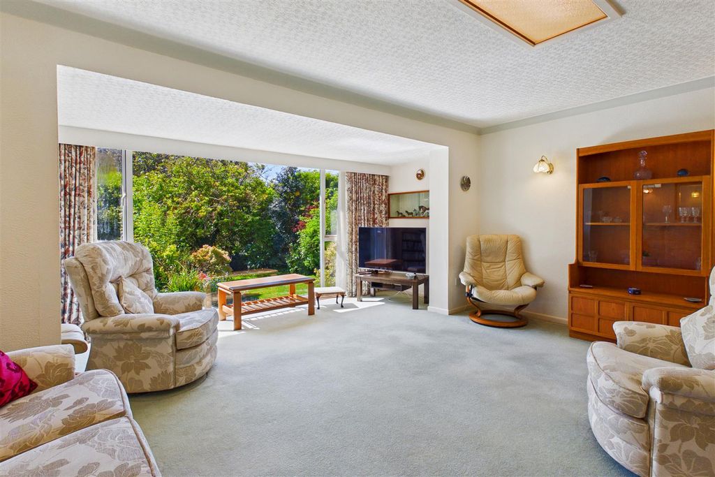 Property photo 3 of 21 Lounge And Garden View.