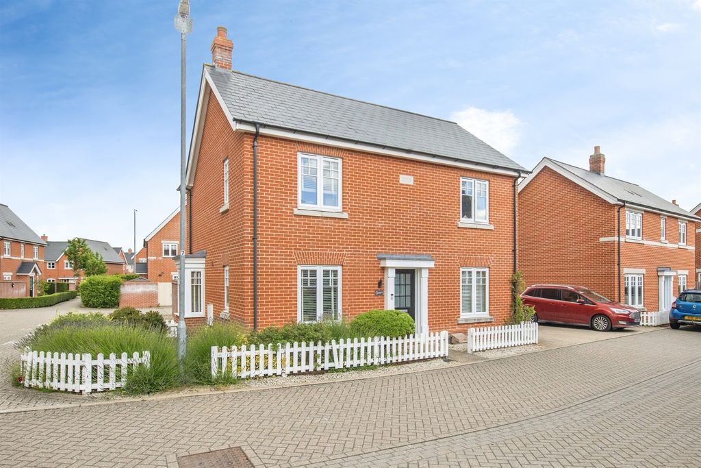 Property photo 1 of 19