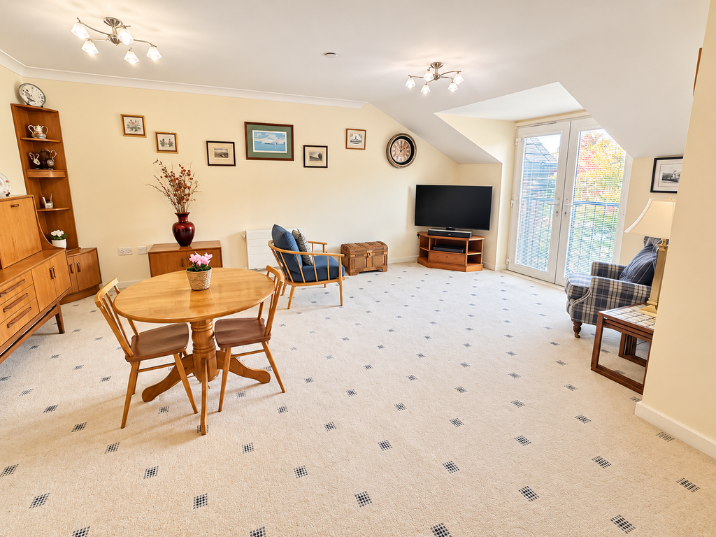 Property photo 2 of 14