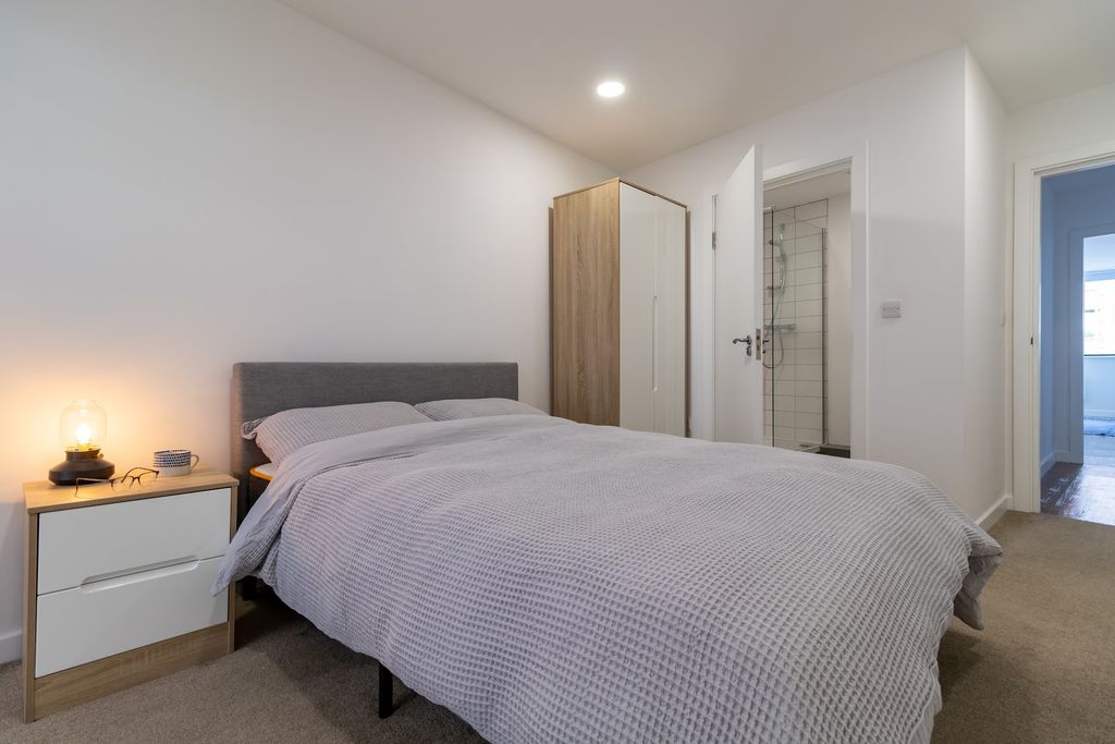 Property photo 3 of 18 Bedroom 1