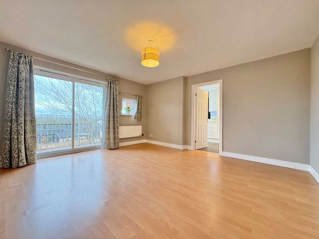 Property photo 3 of 13 Picture No. 24