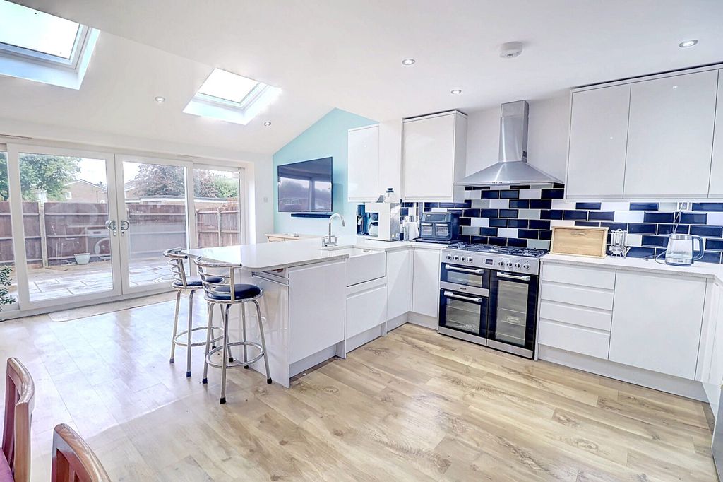 Property photo 3 of 12 Picture No. 03