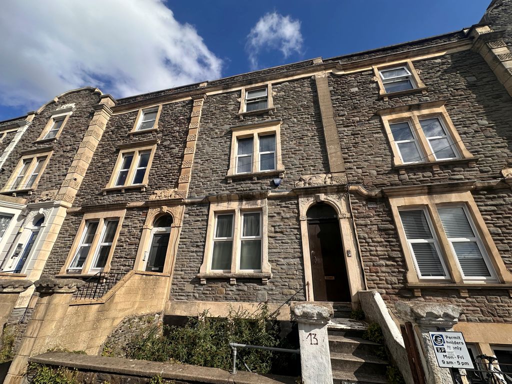 Property photo 3 of 10 Up Bristol - 0117 9244008