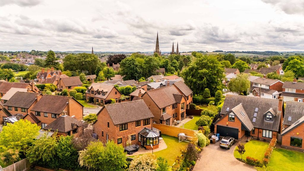 Additional image 39 of 5 bed detached house for saleVale Close, Lichfield WS13