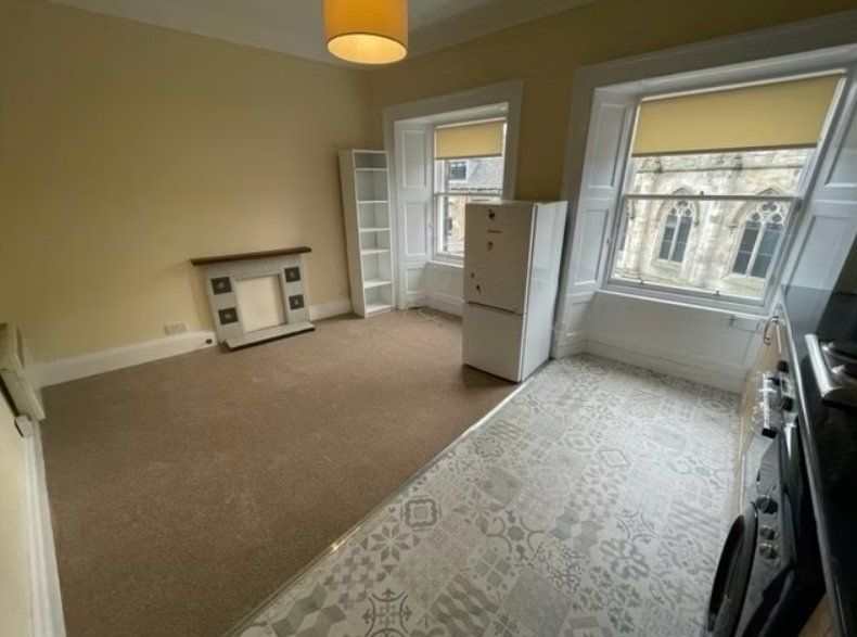 Property photo 2 of 9 Picture No. 04