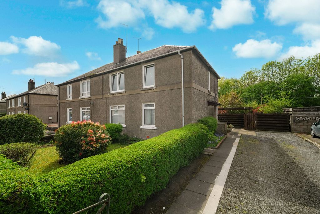 Property photo 1 of 13 External