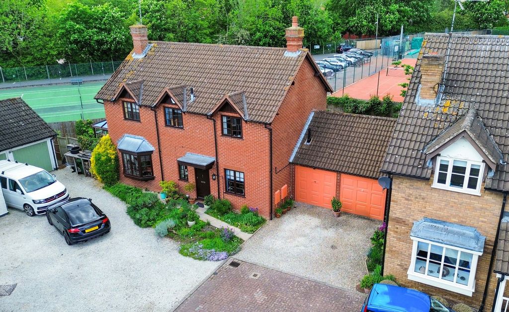 Property photo 1 of 30