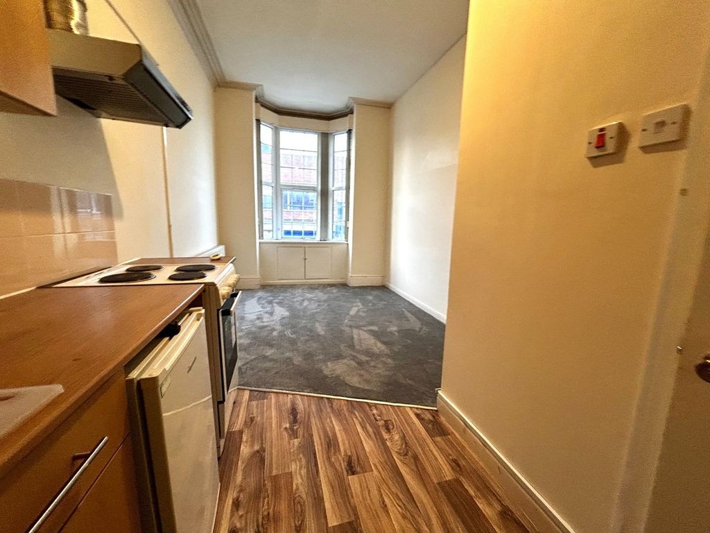 Property photo 1 of 2