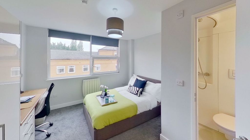 Property photo 3 of 7 Picture No. 11