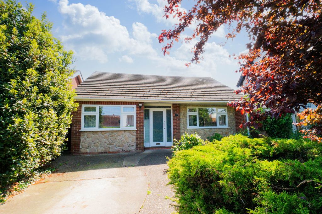 Property photo 3 of 22