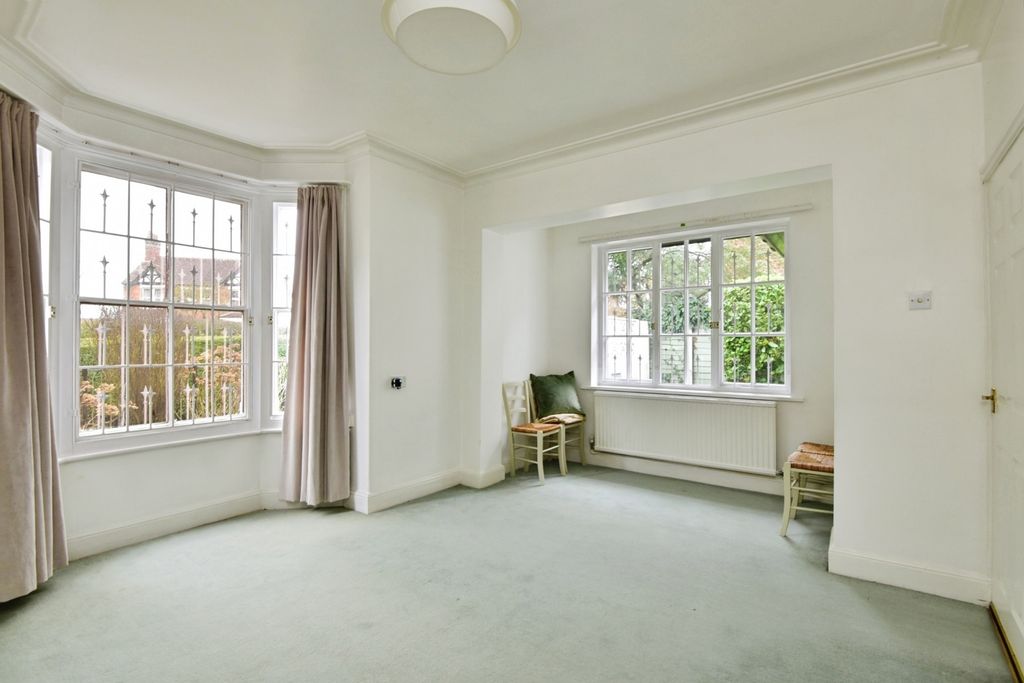 Property photo 2 of 17 Pbox-Img.Jpg