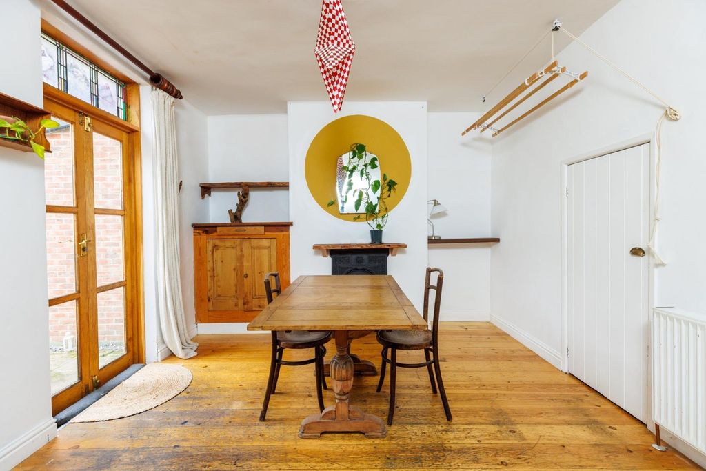 Property photo 1 of 30 35 High St_Bs5-19.Jpg