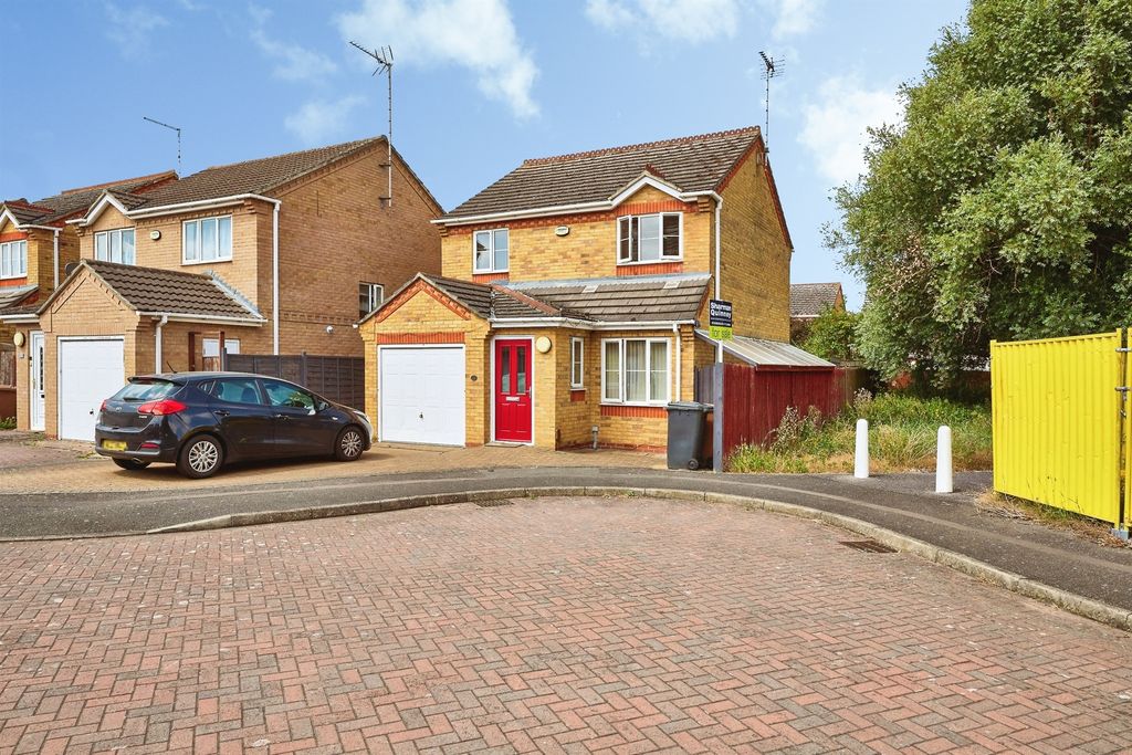 Property photo 1 of 20
