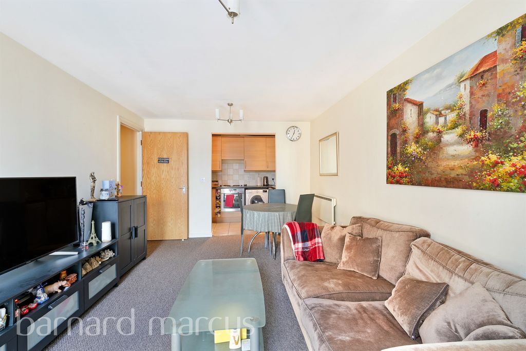 Property photo 3 of 9 Reception Room