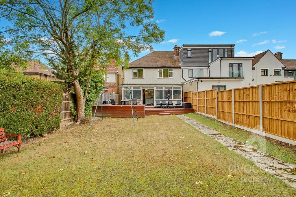 Property photo 1 of 24 4076981