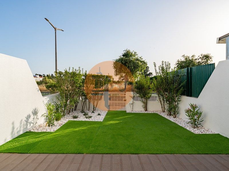 Property photo 3 of 31