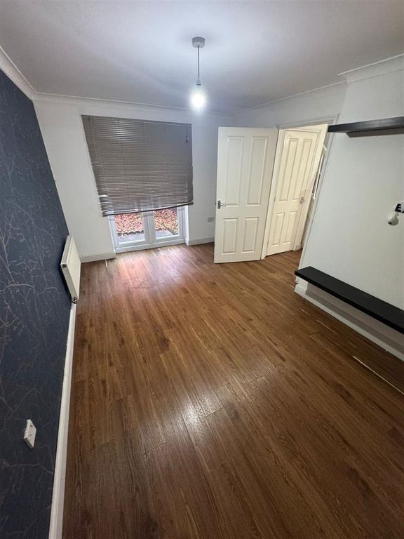 Property photo 3 of 15 Whatsapp Image 2025-12-18 At 14.49.39 (4).Jpeg