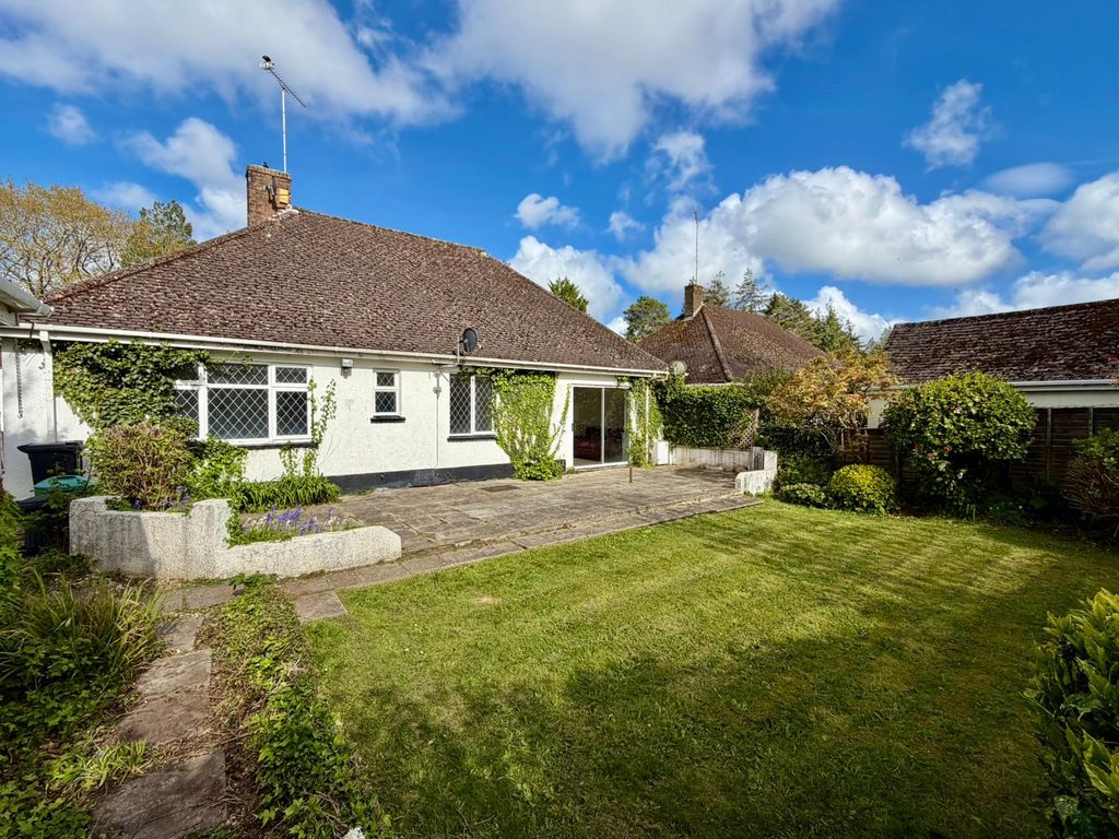 Property photo 2 of 20 Gallery