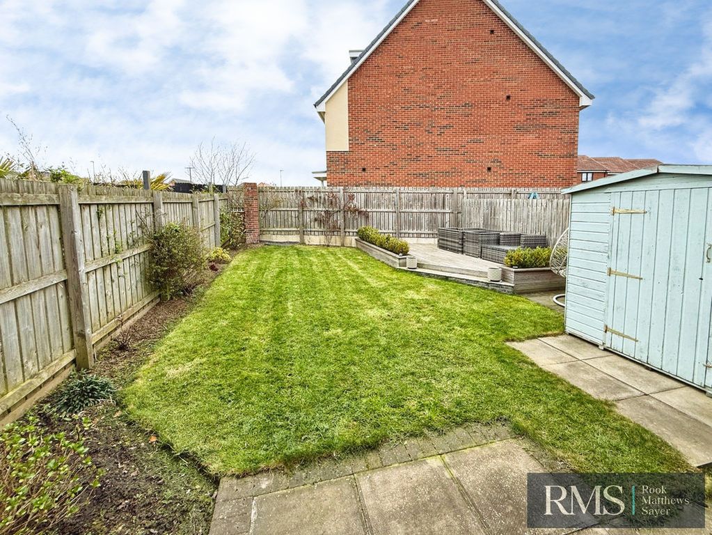 Property photo 2 of 11 Photo 8
