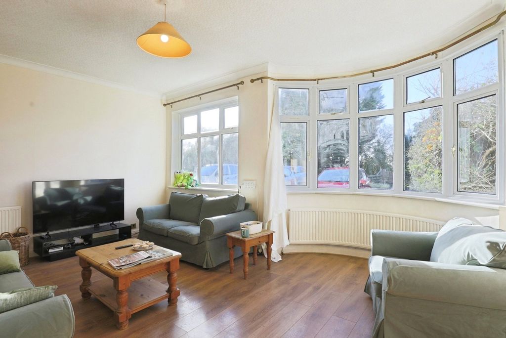 Property photo 3 of 19 Pbox-Img.Jpg